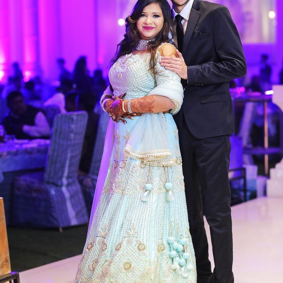 Heavy designer lehenga - Picture 4 of 5